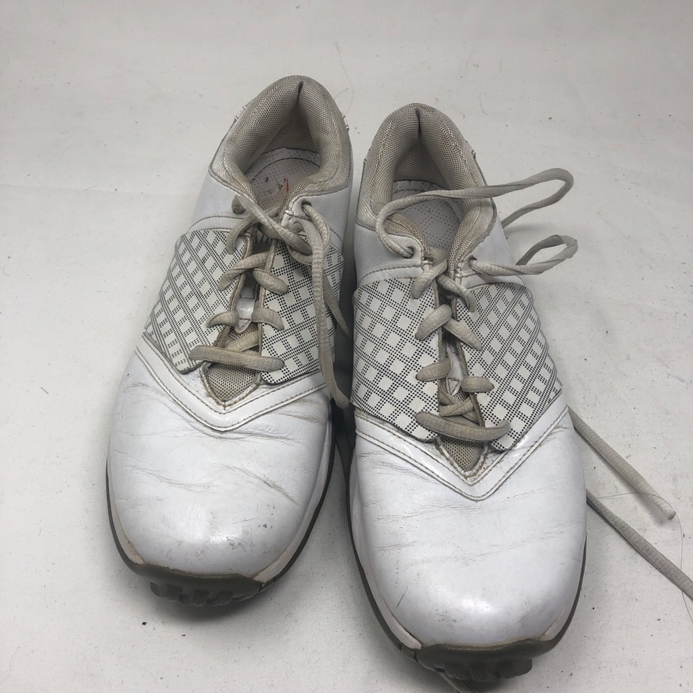 Nike golf kleets